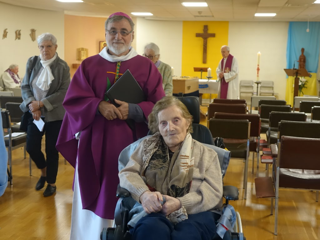 La Soeur du Frère André, résidente de la maison de retraite était présente à la messe des obsèques.
