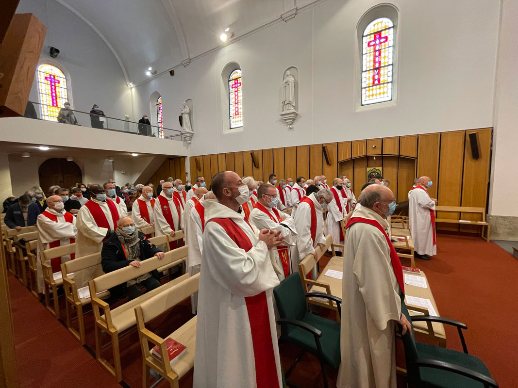 l'assemblée à la messe